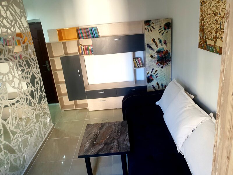 Sector 3, Decebal, Bd. Unirii 71,